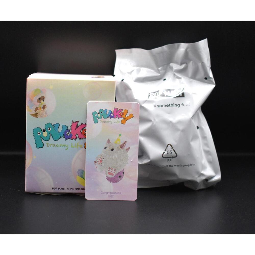 Pop Mart Muckey Dreamy Life Congraulations (A14)